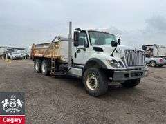 2016  International  WorkStar 7400  T/A  Plow Dump Truck