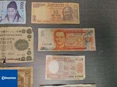 International Currency Notes - Qty.13
