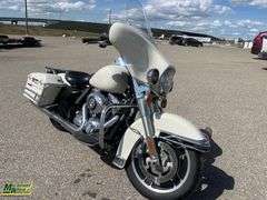 2009  Harley-Davidson  FLHTP Electra Glide  Standard Police Motorcycle