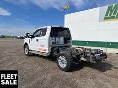 2019  Ford  F-350 Super Duty 4X4  Single Rear Wheel  Cab & Chassis