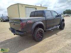 2013  Ford  F-150  4x4 FX4 Crew Cab SB w/Lift