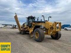 2015  Caterpillar   14M  Grader  Ripper/Scarifier, Snow Wing, Front Lift Group