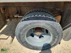 2013  Chevrolet  Silverado 3500HD CC  S/A  Ferrari F541  Picker Deck Truck