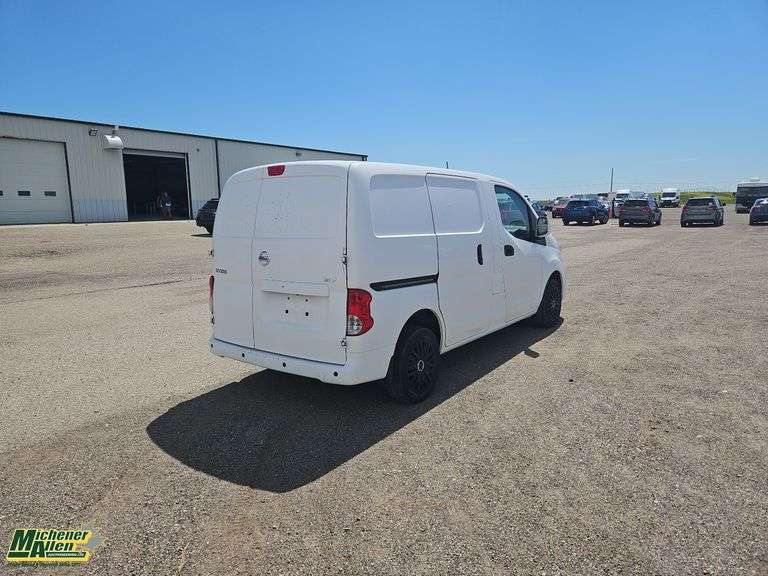 2018  Nissan  NV200  4dr Cargo Mini-Van