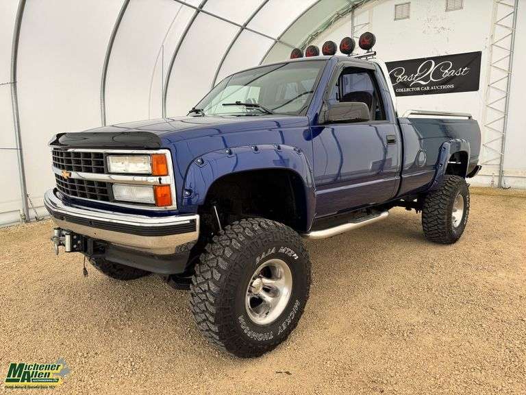 1990  Chevrolet  Silverado  Lifted 4X4