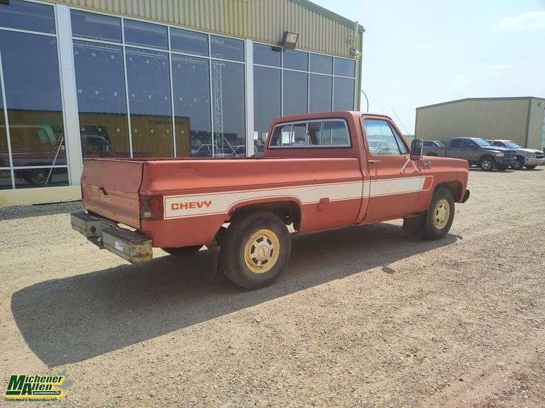 1977  GMC   Sierra 25   Pickup