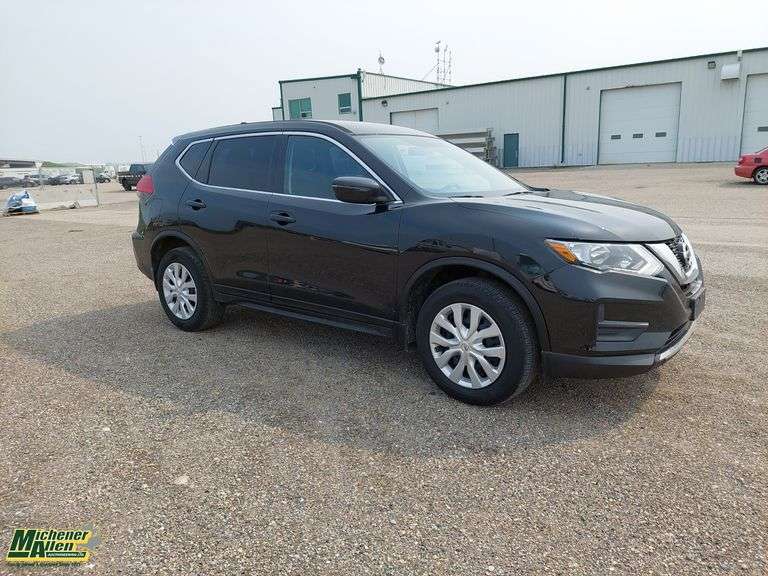2017  Nissan  Rogue  S AWD 4dr SUV