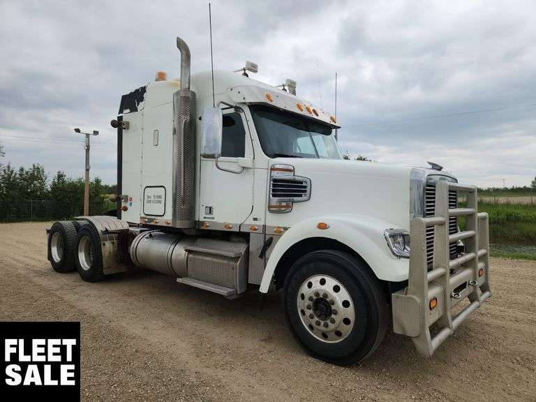 2012  Freightliner  Coronado 122  T/A  Sleeper Tractor