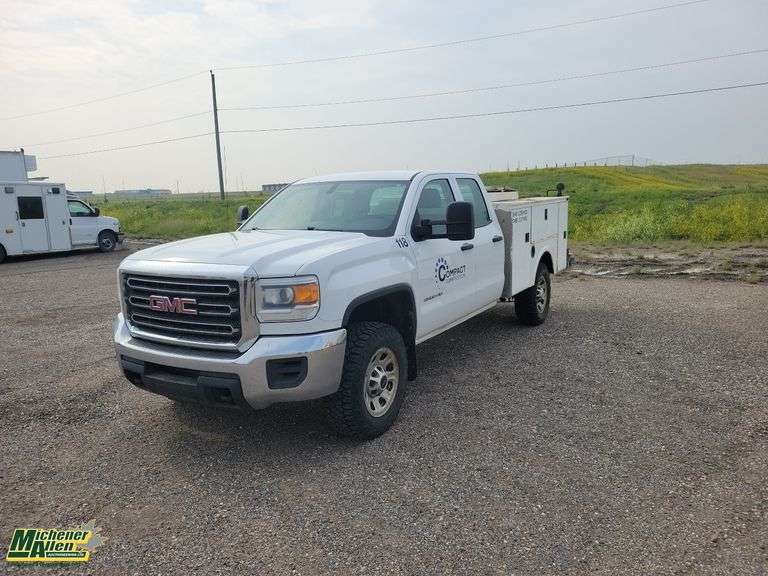 Non-Operable  2015  GMC  Sierra   4x4  S/A  Service Truck