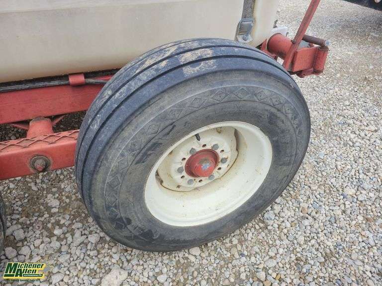 .  Vertec  VS2300  T/A  Water Tank Trailer
