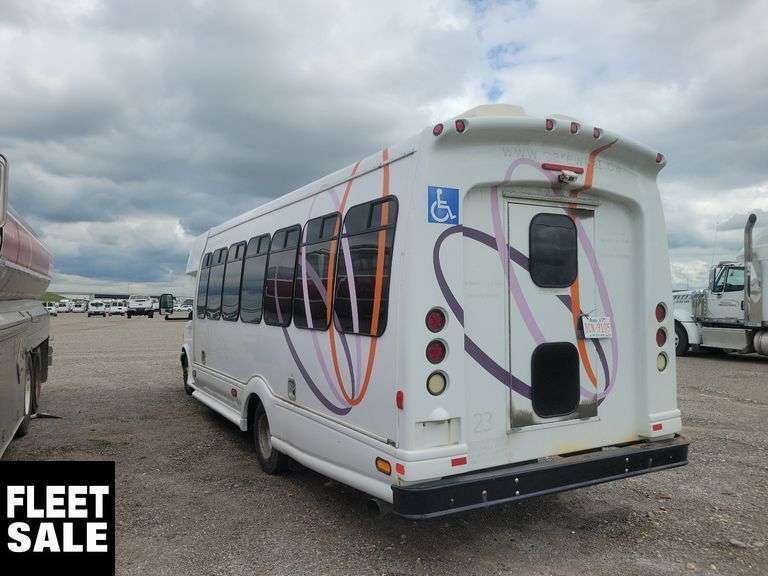 Non-Operable  2011  Chevrolet  Express  S/A  12  Passenger  Bus