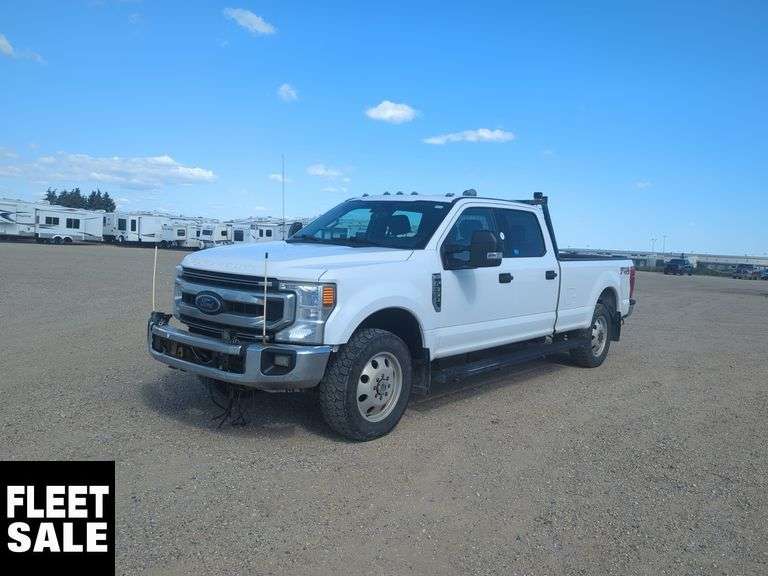 2020  Ford  F-350 Super Duty  4x4 XLT 4dr Crew Cab 8 ft. LB SRW Pickup
