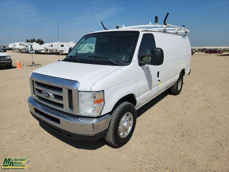 2014  Ford  E-350  Super Duty  Cargo Van