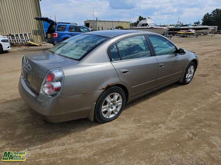 2006  Nissan  Altima  2.5 S 4dr Sedan w/Automatic
