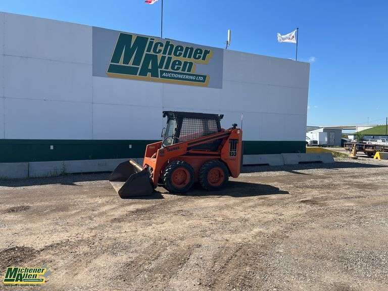 Thomas  T133  Rubber Tired Skid Steer