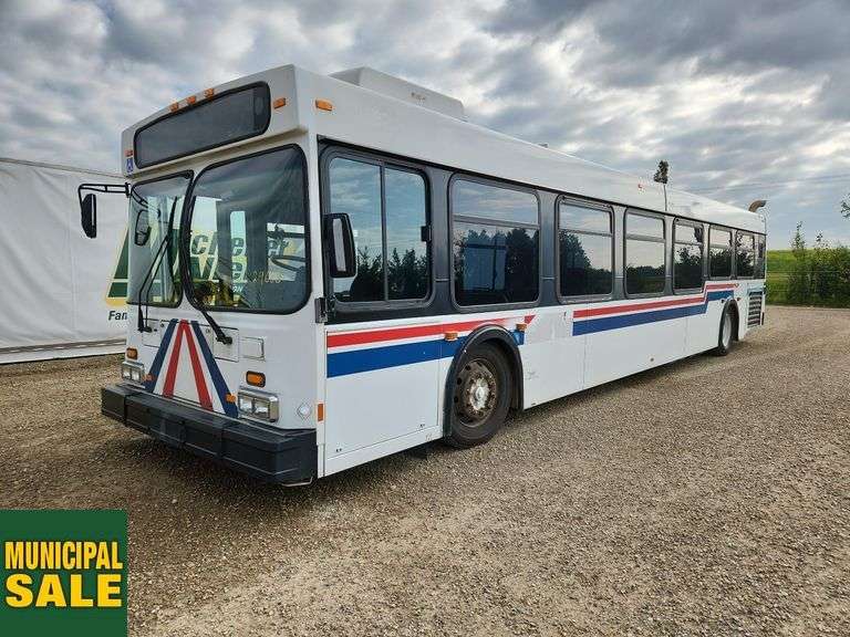 2005  New Flyer  Low Floor  S/A  39  Passenger  Bus