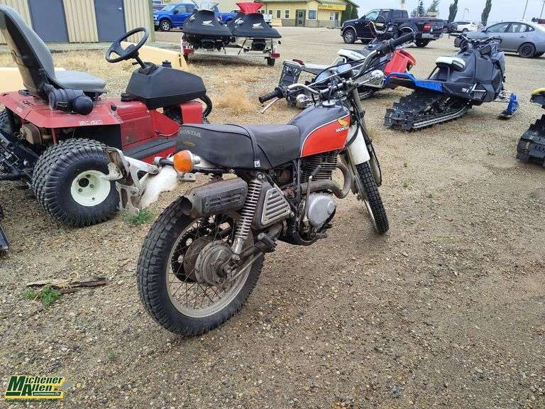 Non-Operable  1976  Honda   XL350  Dual Sport Bike
