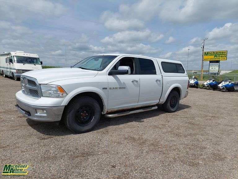 2012  Ram  1500  Laramie 4x4 4dr Crew Cab Hemi w/Canopy