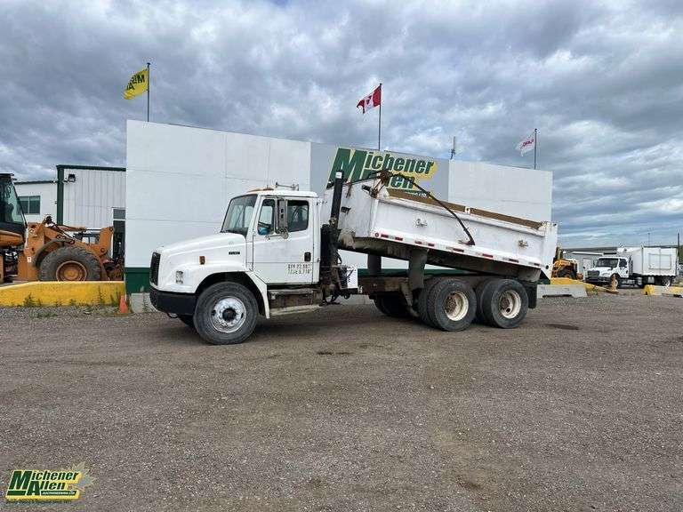 1999  Freightliner  FL80  T/A  Dump Truck
