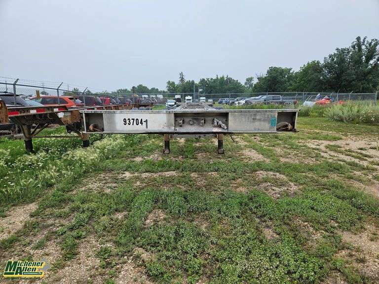2006  Di-Mond Trailers  TRI/A  53ft  Chassis Trailer