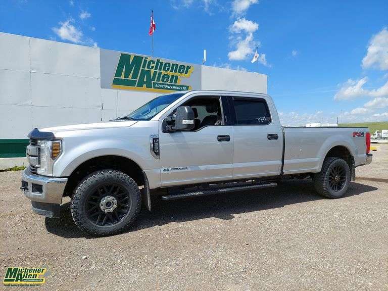 2019  Ford  F-350 Super Duty  4x4  4dr Crew Cab Diesel