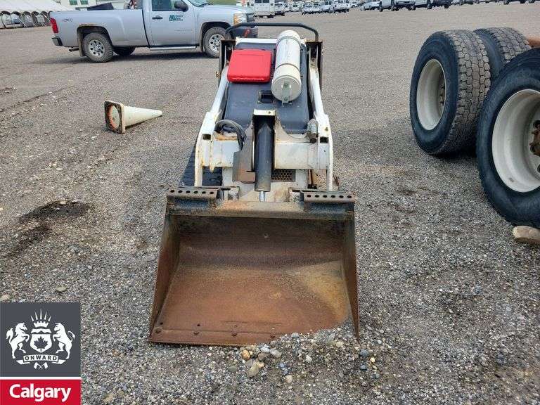 Mini Skid Steer Loader Non-Operable  2008  Bobcat  MT55  Tracked Mini Skid Steer