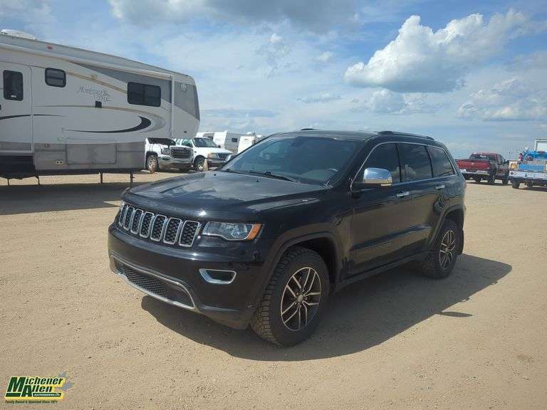 2017  Jeep  Grand Cherokee  4x4 Limited 4dr SUV