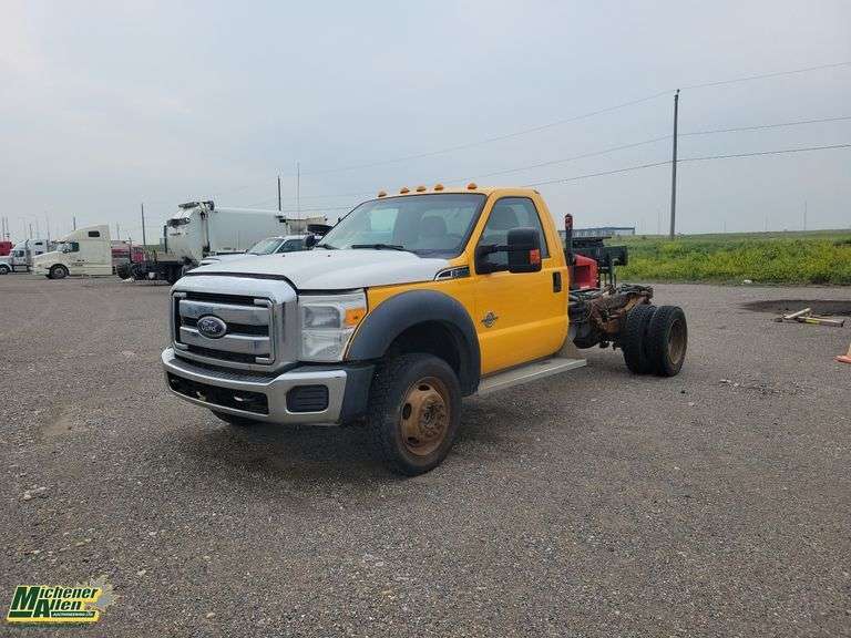 Non-Operable  2011  Ford  F550 XLT  S/A  Cab & Chassis