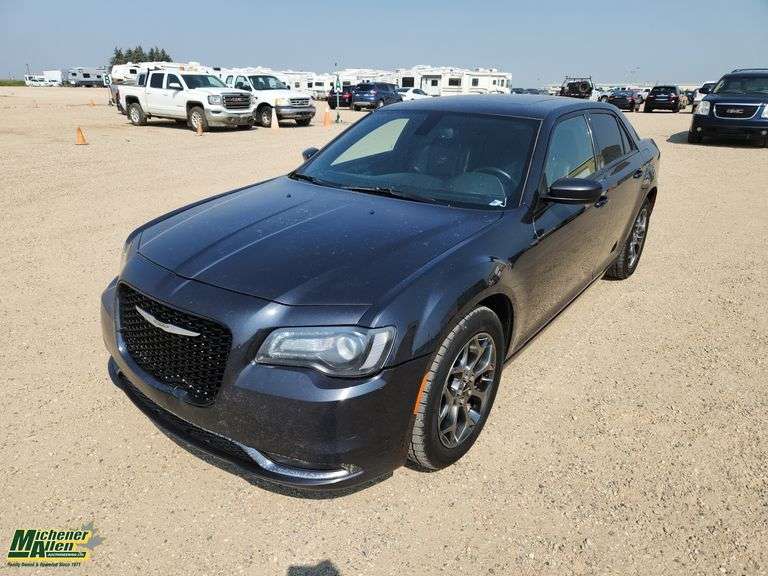 2017 Chrysler 300 Awdnull