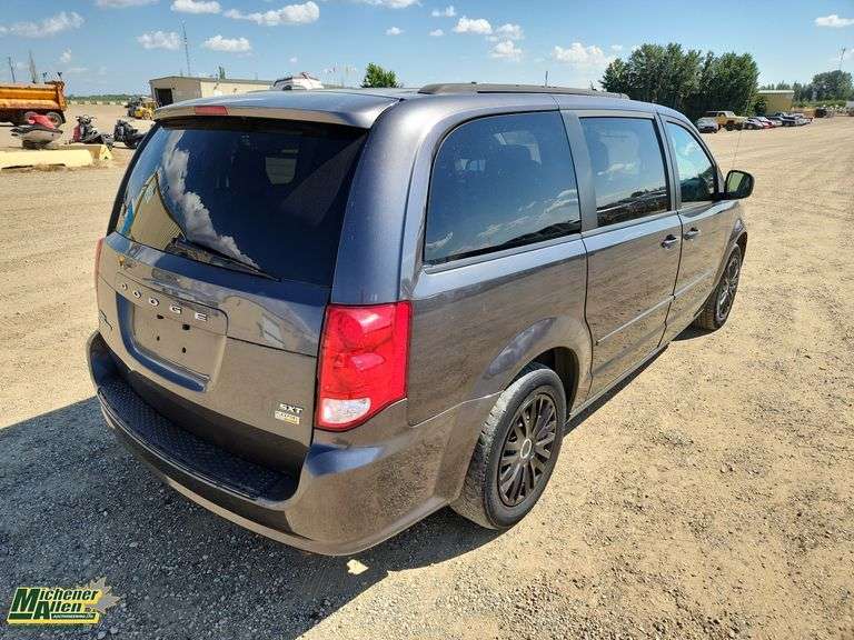 2017  Dodge  Grand Caravan  SXT 4dr Mini-Van