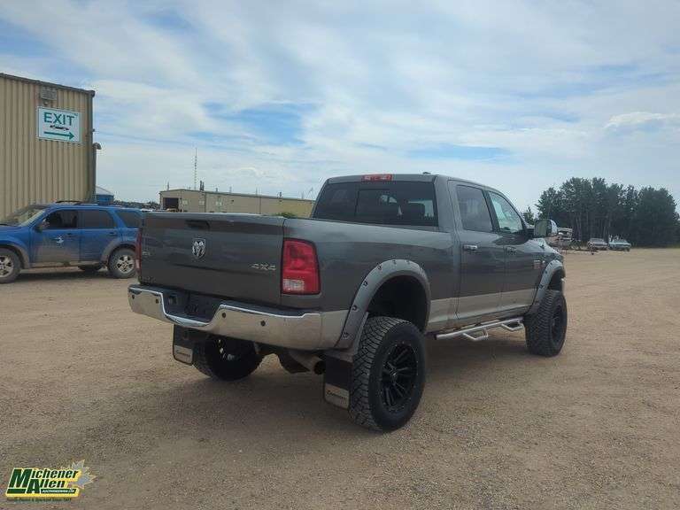 2010  Dodge  Ram 3500  4x4 Laramie 4dr Crew Cab 6.3 ft. SB SRW Pickup