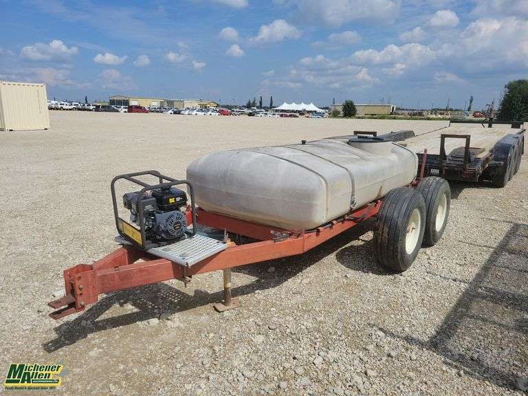 .  Vertec  VS2300  T/A  Water Tank Trailer