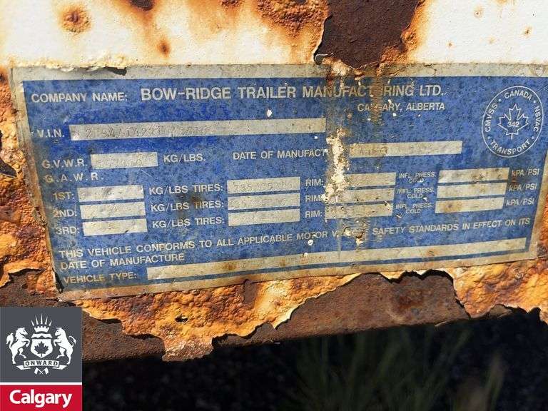 Bow-Ridge  T/A  14  Car Trailer