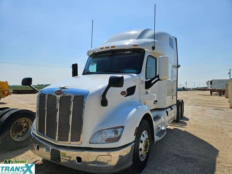Non-Operable  2020  Peterbilt  579  T/A  Sleeper Tractor