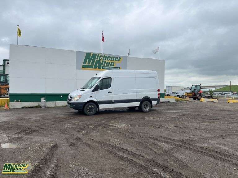 2008  Dodge  Sprinter  3500 144 WB 3dr Full-Size Cargo  Cargo Van