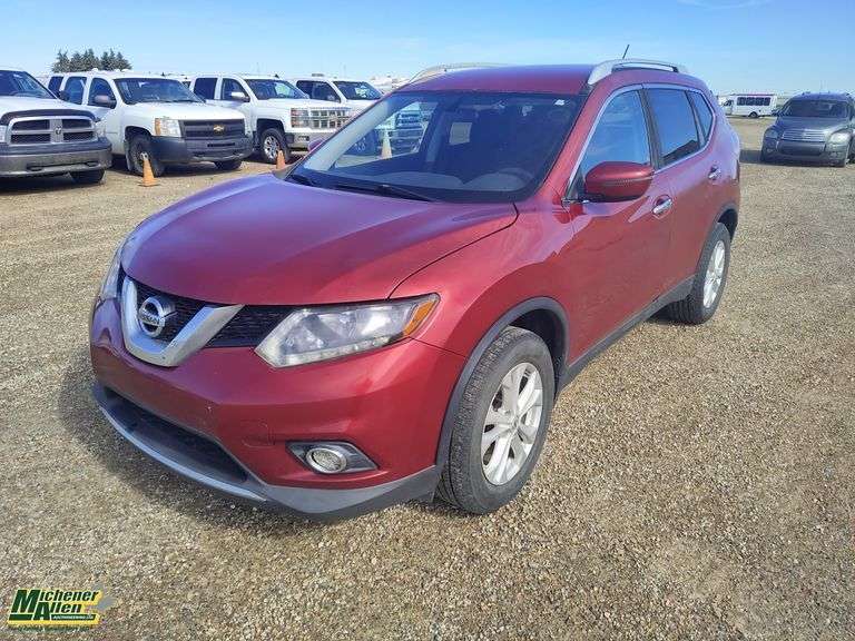 2016  Nissan  Rogue  AWD SV 4dr Crossover