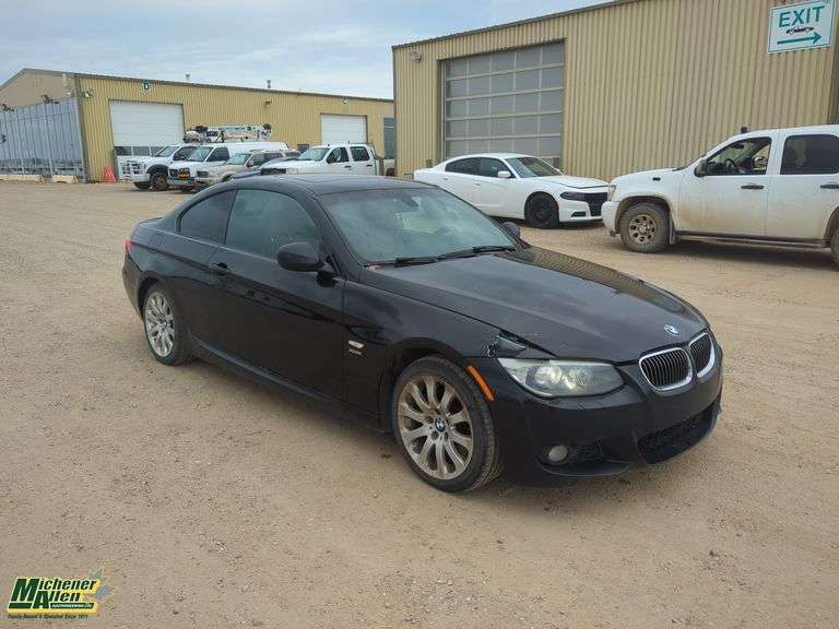 2011  BMW  3 Series