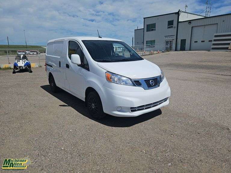 2018  Nissan  NV200  4dr Cargo Mini-Van