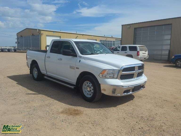 2016  Ram  1500  4x4 SLT 4dr Quad Cab 6.3 ft. SB Pickup