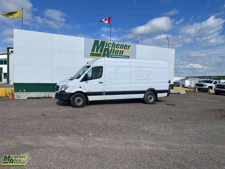 2016  Mercedes-Benz  Sprinter  2500 170 WB 3dr Cargo Van  Cargo Van