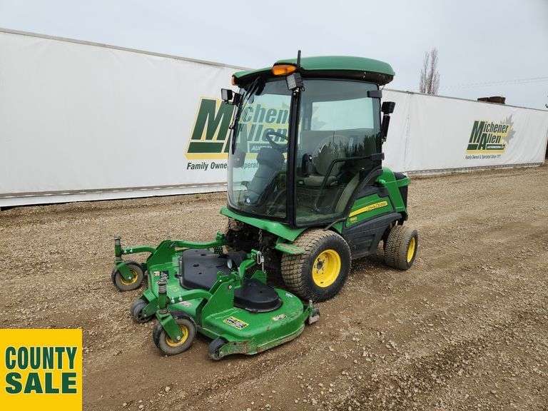 2012  John Deere  1585  4x4  Mower