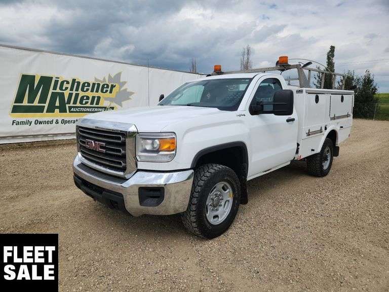 2019  GMC  Sierra 2500HD 4X4  S/A  Service Truck