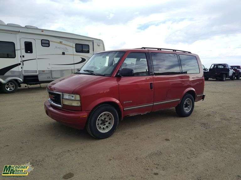 1998  GMC  Safari  3dr SLX Extended Cargo Mini-Van