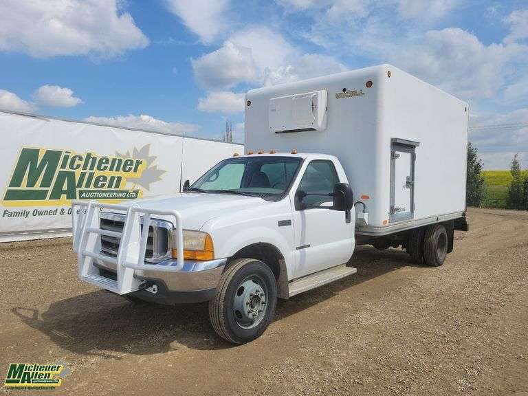 2000  Ford  F-550 Super Duty  S/A  Cube Van