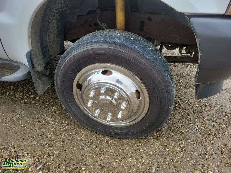 2004  Ford  F-550 Super Duty  S/A  Service Truck