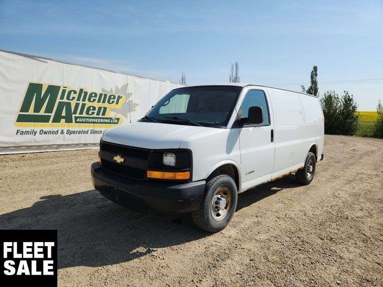 2006  Chev  Express  Cargo Van