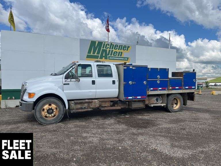 2008  Ford  F-750 Super Duty  S/A  Service Truck