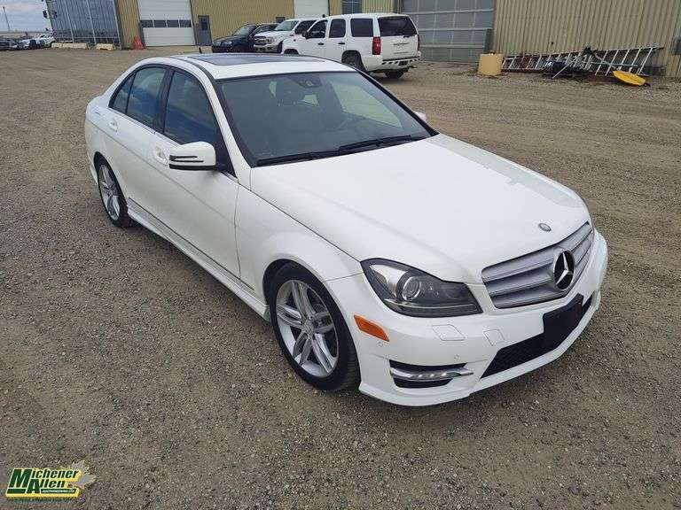 2013  Mercedes-Benz  C-Class  AWD C 300 4MATIC 4dr Sedan