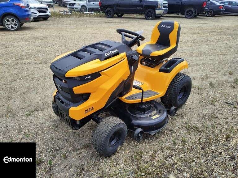 2024  Cub Cadet   XT1 LT46 13B6A9TTA10  Mower