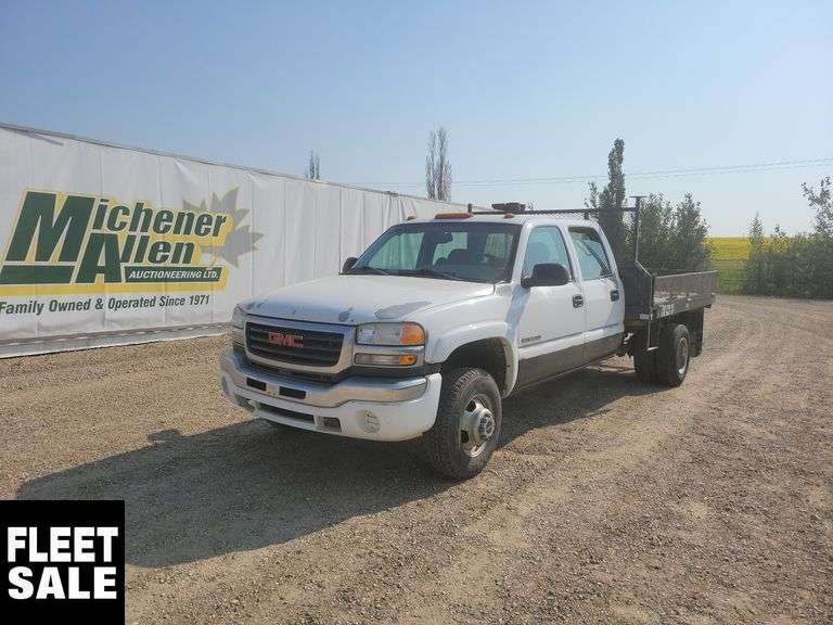 2006  GMC  Sierra 3500  S/A  Deck Truck